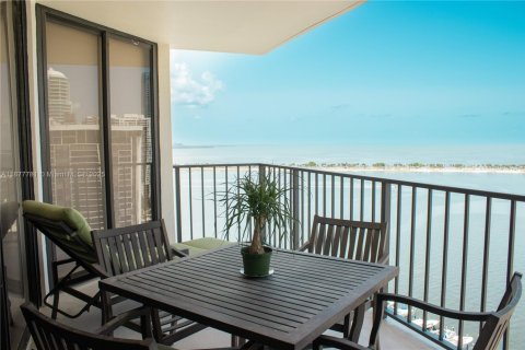 Condominio en venta en Miami, Florida, 2 dormitorios, 126.53 m2 № 2034288 - foto 2