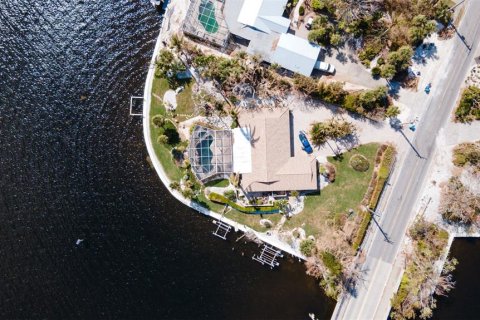 House in Holmes Beach, Florida 4 bedrooms, 257.15 sq.m. № 1424218 - photo 16