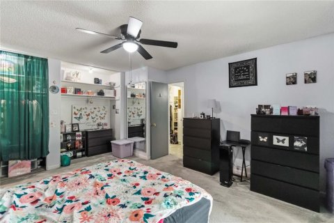 Condo in Orlando, Florida, 3 bedrooms  № 2117858 - photo 15