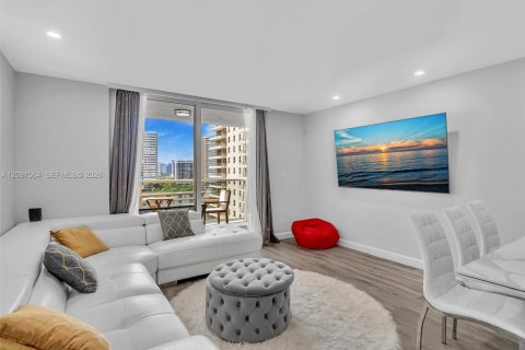 Copropriété à vendre à Hallandale Beach, Floride: 1 chambre, 89.19 m2 № 2395199 - photo 18