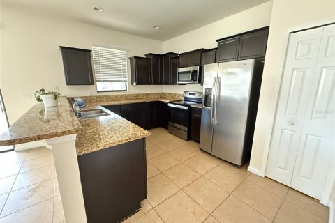 Townhouse in Orlando, Florida 4 bedrooms, 173.73 sq.m. № 1885812 - photo 6