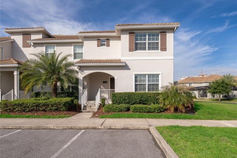 Townhouse in STOREY LAKE in Kissimmee, Florida 5 bedrooms, 201.41 sq.m. № 2099998 - photo 28