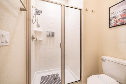 Townhouse in STOREY LAKE in Kissimmee, Florida 5 bedrooms, 201.41 sq.m. № 2099998 - photo 8