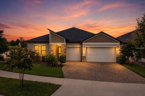 Villa ou maison à Land O' Lakes, Floride 4 chambres, 227.89 m2 № 2284578