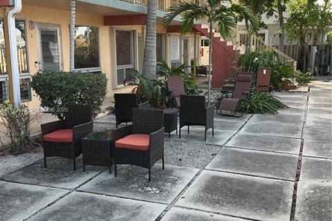 Купить кондоминиум в Форт-Лодердейл, Флорида 1 спальня, 53.88м2, № 1982062 - фото 11