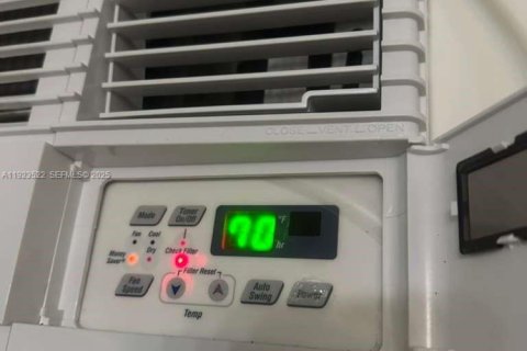 Купить кондоминиум в Форт-Лодердейл, Флорида 1 спальня, 53.88м2, № 1982062 - фото 9