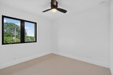 Touwnhouse à louer à Oakland Park, Floride: 3 chambres, 106.74 m2 № 2279694 - photo 18