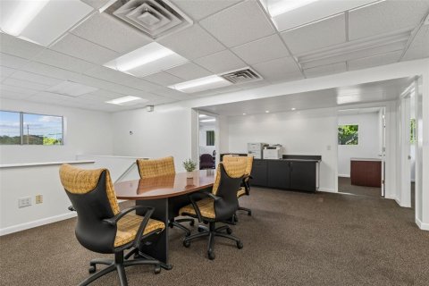 Propiedad comercial en venta en Clearwater, Florida, 1021.92 m2 № 2119289 - foto 26