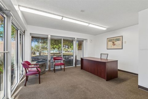Propiedad comercial en venta en Clearwater, Florida, 1021.92 m2 № 2119289 - foto 15