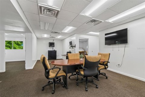 Propiedad comercial en venta en Clearwater, Florida, 1021.92 m2 № 2119289 - foto 25