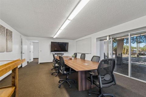 Propiedad comercial en venta en Clearwater, Florida, 1021.92 m2 № 2119289 - foto 18