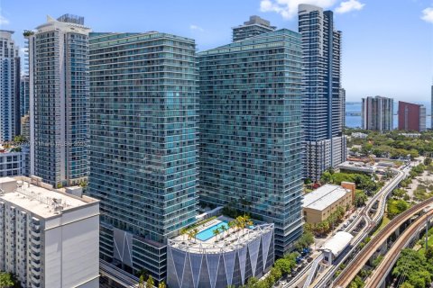 Купить кондоминиум в Майами, Флорида 2 спальни, 94.02м2, № 1887232 - фото 1