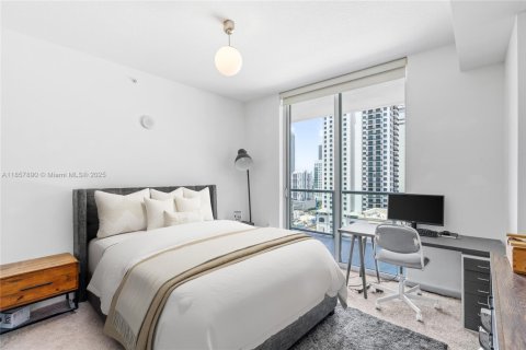 Купить кондоминиум в Майами, Флорида 2 спальни, 94.02м2, № 1887232 - фото 21