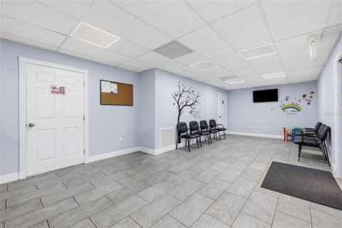 Commercial property in Tampa, Florida 353.96 sq.m. № 2096017 - photo 5