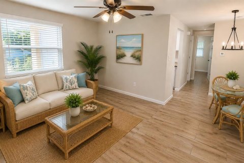 House in New Port Richey, Florida 2 bedrooms, 74.41 sq.m. № 2215194 - photo 7