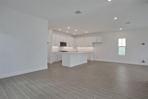 House in Lakewood Ranch, Florida 4 bedrooms, 213.21 sq.m. № 1523243 - photo 15