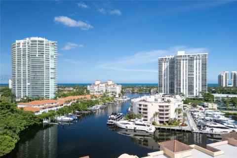 Снять в аренду кондоминиум в Авентура, Флорида 2 спальни, 109.62м2, № 2012106 - фото 6