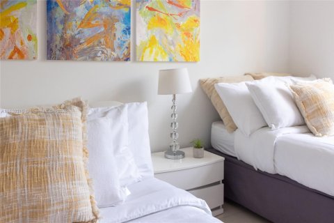 Снять в аренду кондоминиум в Авентура, Флорида 2 спальни, 109.62м2, № 2012106 - фото 27