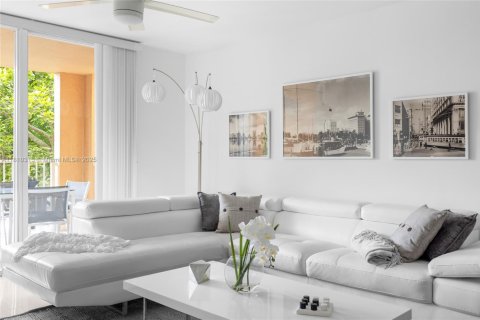 Снять в аренду кондоминиум в Авентура, Флорида 2 спальни, 109.62м2, № 2012106 - фото 9