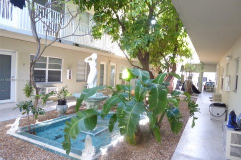 Condominio en venta en Miami Beach, Florida, 1 dormitorio, 55.74 m2 № 1965111 - foto 16