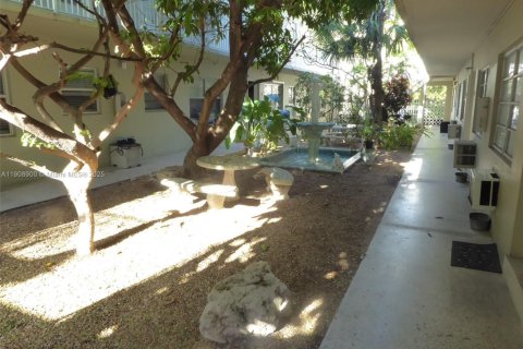 Condominio en venta en Miami Beach, Florida, 1 dormitorio, 55.74 m2 № 1965111 - foto 19
