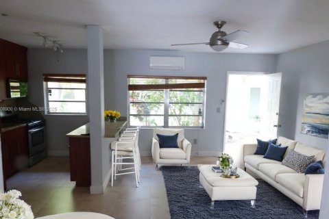 Condominio en venta en Miami Beach, Florida, 1 dormitorio, 55.74 m2 № 1965111 - foto 6