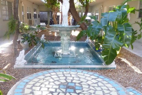 Condominio en venta en Miami Beach, Florida, 1 dormitorio, 55.74 m2 № 1965111 - foto 17