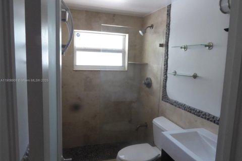 Condominio en venta en Miami Beach, Florida, 1 dormitorio, 55.74 m2 № 1965111 - foto 14