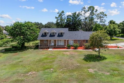 Casa en Lakeland, Florida 4 dormitorios, 240.52 m2 № 2324291