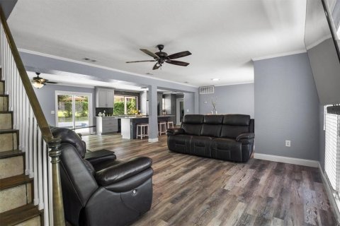 House in Lakeland, Florida 4 bedrooms, 240.52 sq.m. № 2324291 - photo 9