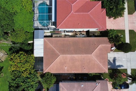 House in Lake Worth, Florida 3 bedrooms, 147.9 sq.m. № 1927863 - photo 3