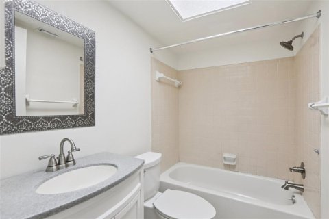 Condominio en venta en Winter Haven, Florida, 2 dormitorios, 82.5 m2 № 1883491 - foto 27