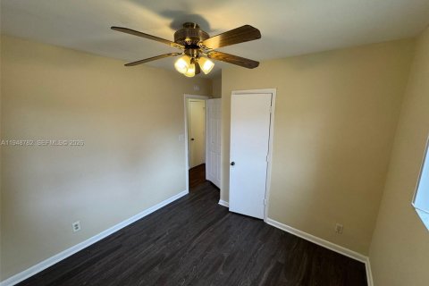 Propiedad comercial en venta en Fort Lauderdale, Florida, 119.84 m2 № 2055147 - foto 6