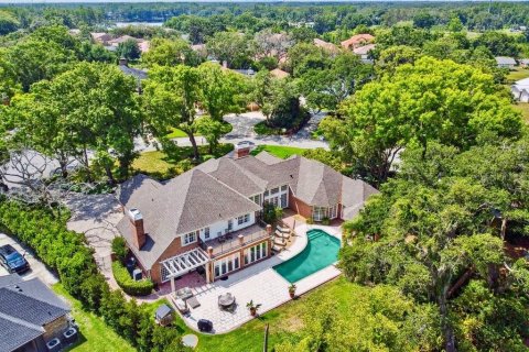 Casa en venta en Tampa, Florida, 5 dormitorios, 574.32 m2 № 1759781 - foto 2