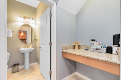 House in Davenport, Florida 5 bedrooms, 366.87 sq.m. № 1511263 - photo 6