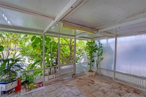 Townhouse in Pembroke Pines, Florida 3 bedrooms, 126.44 sq.m. № 1712782 - photo 23