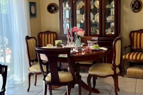 Adosado en venta en Kissimmee, Florida, 3 dormitorios, 147.34 m2 № 2213892 - foto 10