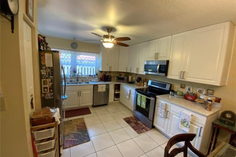 Adosado en venta en Kissimmee, Florida, 3 dormitorios, 147.34 m2 № 2213892 - foto 5