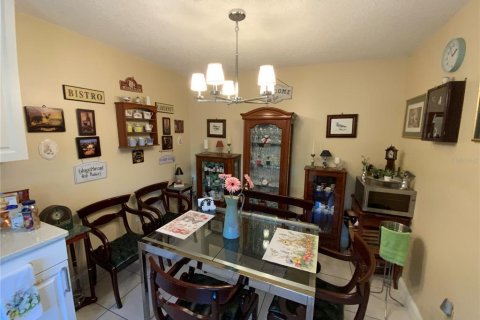 Adosado en venta en Kissimmee, Florida, 3 dormitorios, 147.34 m2 № 2213892 - foto 7