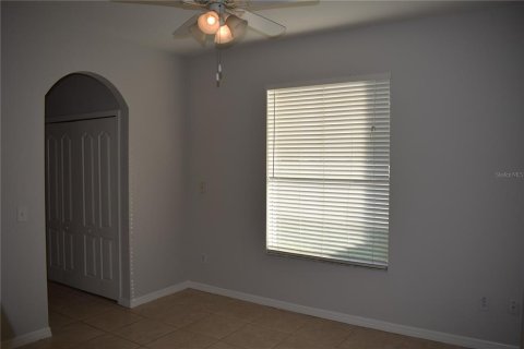 Casa en alquiler en Tampa, Florida, 4 dormitorios, 240.9 m2 № 1906488 - foto 12