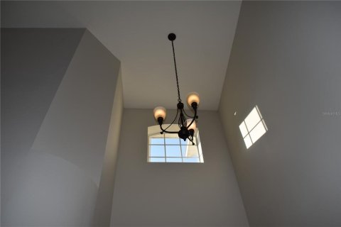 Casa en alquiler en Tampa, Florida, 4 dormitorios, 240.9 m2 № 1906488 - foto 14