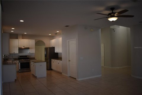 Casa en alquiler en Tampa, Florida, 4 dormitorios, 240.9 m2 № 1906488 - foto 7