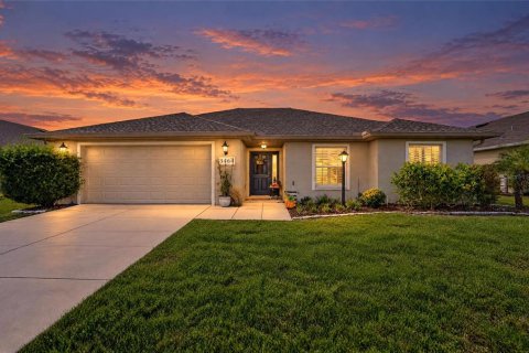 Villa ou maison à vendre à Beverly Hills, Floride: 3 chambres, 142.7 m2 № 2408395 - photo 2