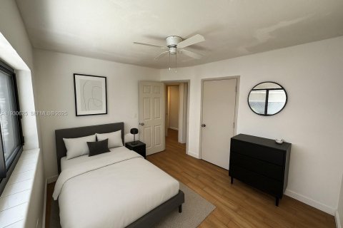 Купить виллу или дом в Форт-Лодердейл, Флорида 2 спальни, 78.97м2, № 1990428 - фото 5