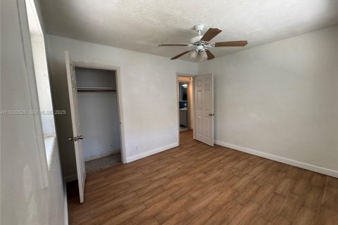 Купить виллу или дом в Форт-Лодердейл, Флорида 2 спальни, 78.97м2, № 1990428 - фото 21