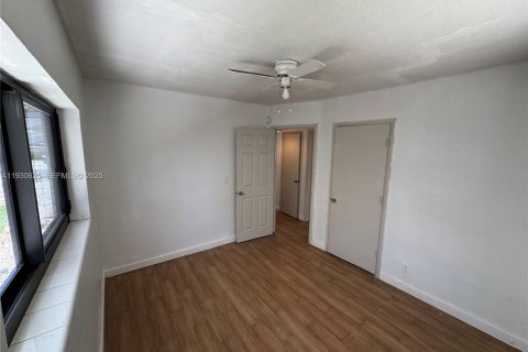 Купить виллу или дом в Форт-Лодердейл, Флорида 2 спальни, 78.97м2, № 1990428 - фото 19