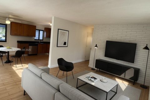 Купить виллу или дом в Форт-Лодердейл, Флорида 2 спальни, 78.97м2, № 1990428 - фото 1