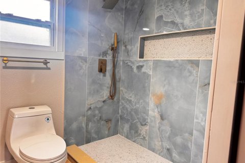 Casa en alquiler en Tampa, Florida, 4 dormitorios, 120.12 m2 № 2091412 - foto 22