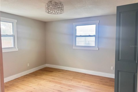 Casa en alquiler en Tampa, Florida, 4 dormitorios, 120.12 m2 № 2091412 - foto 21