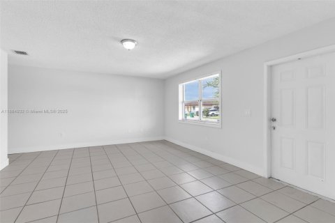 Villa ou maison à vendre à Homestead, Floride: 3 chambres, 113.43 m2 № 1932434 - photo 5